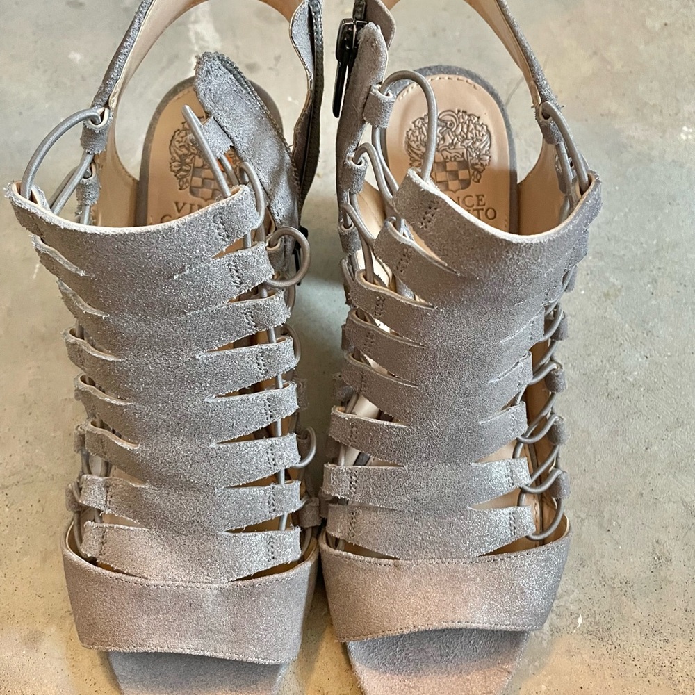 Vince camuto Metallic silver slings with heels NWOT